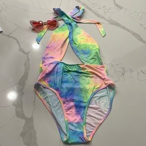 iHeartRaves Colorful Bodysuit & Glasses